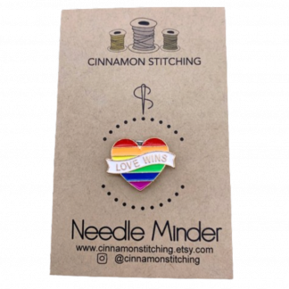 lilypond gift mindin linithgow Cinnamon Stitching Rainbow Heart Needle Minder